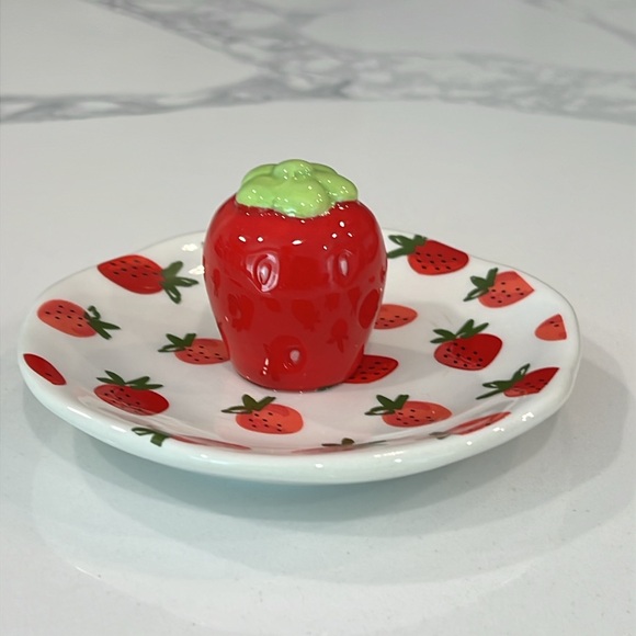 🍓🍓RING DISH... - Picture 15 of 16